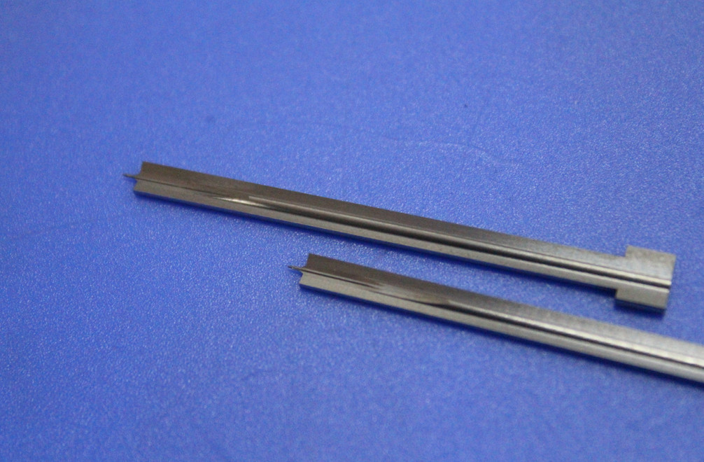 Wear Resistant Hardened Steel Pins / Tungsten Dart Pin Long Using Life